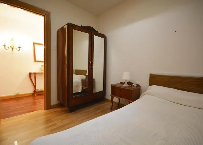 펜션 La Casa De El Burgo