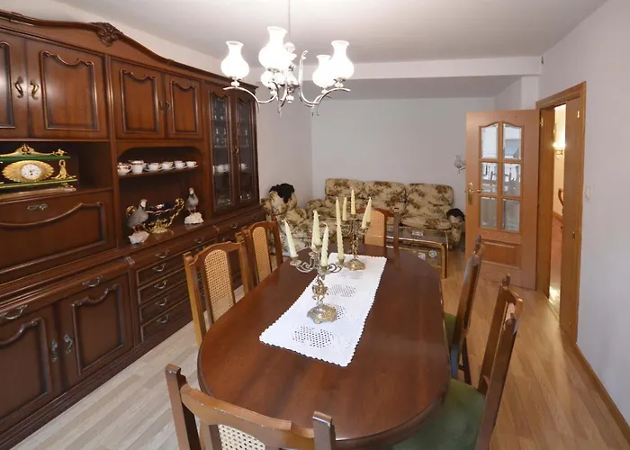 펜션 La Casa De El Burgo